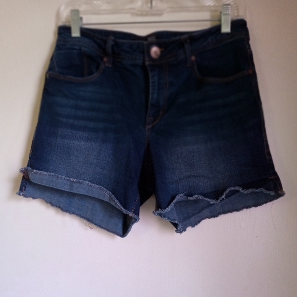 1822 Denim jean shorts women's size 8 - Picture 3 of 9